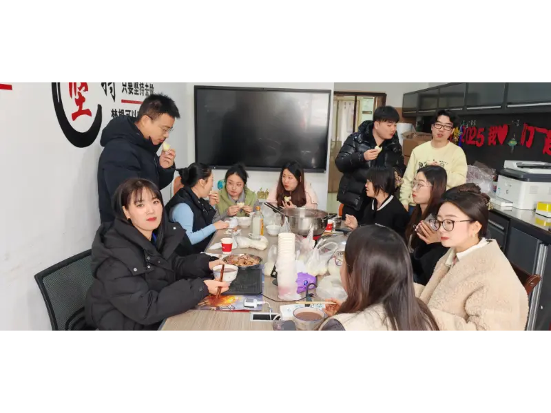 ماؤٹونگ میں روایتی لابی کسٹم زندہ ہے